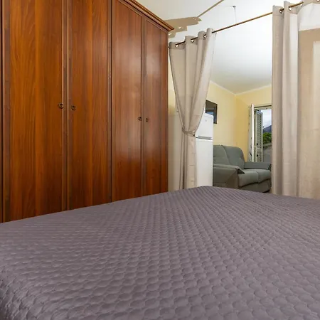 Apartment Casa Larunchi *