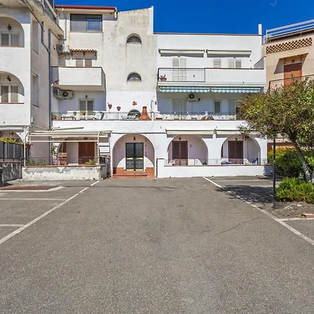Casa Larunchi Apartamento Giardini-Naxos