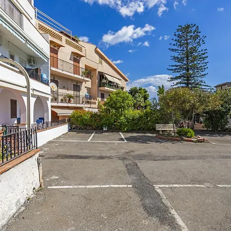 Casa Larunchi Giardini Naxos