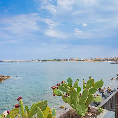 Apartment Casa Larunchi Giardini-Naxos