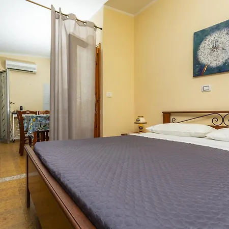 Casa Larunchi * Giardini-Naxos